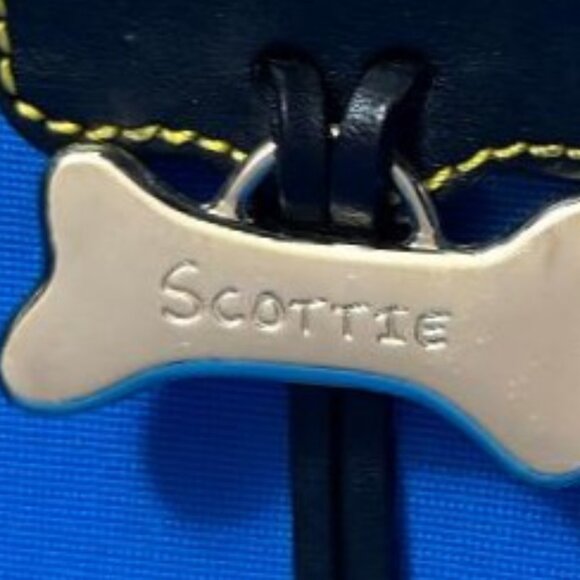 VINTAGE DOONEY & BOURKE SCOTTIE DOG BONE HANG TAG BAG CHARM ( SCOTTISH TERRIER ) - Picture 4 of 16
